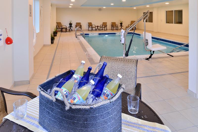 Holiday Inn Express & Suites Peekskill-Lower Hudson Valley By Ihg Экстерьер фото